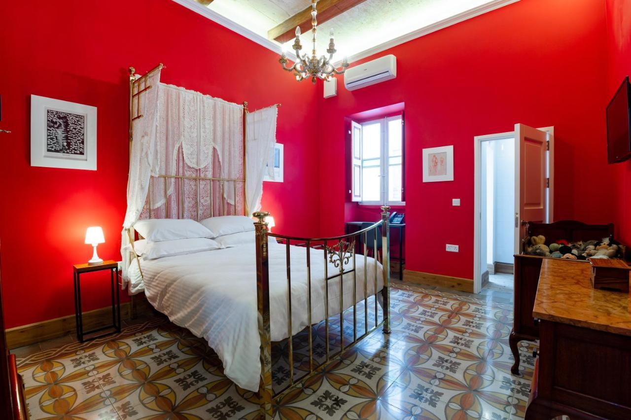 Monreal Boutique Townhouse - R024Rm4 Hotell Paola Eksteriør bilde